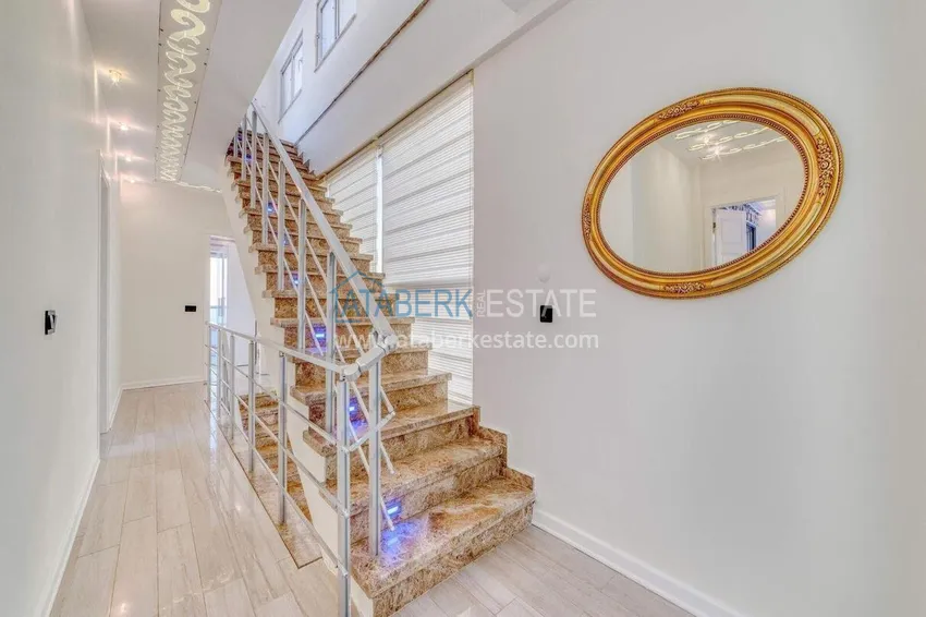 Purchase 5+1 triplex villa for citizenship and residence permit in Alanya, Bektash — furnished and with panoramic views 40