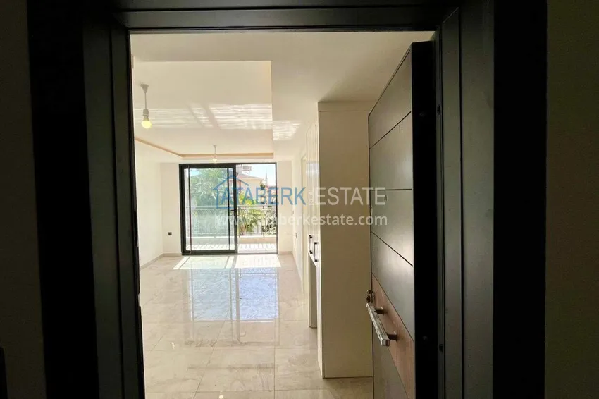 Purchase 1+1 apartment in the center of Alanya - 600 m to the sea 1 
