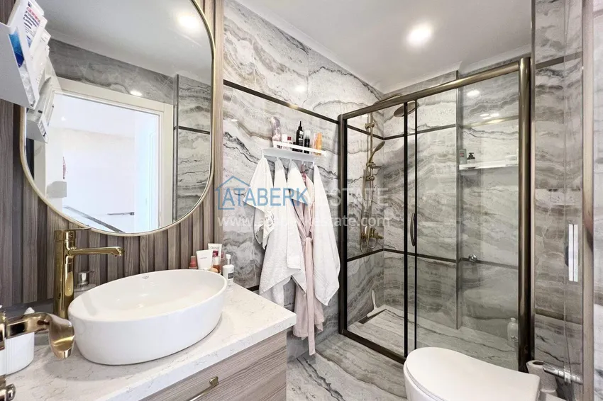 Purchase 2+1 penthouse duplex in Avsallar with furniture in a modern complex 21
