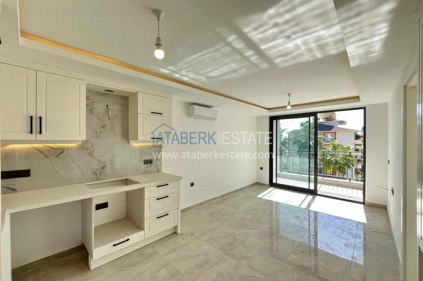 Purchase 1+1 apartment in the center of Alanya - 600 m to the sea 2 