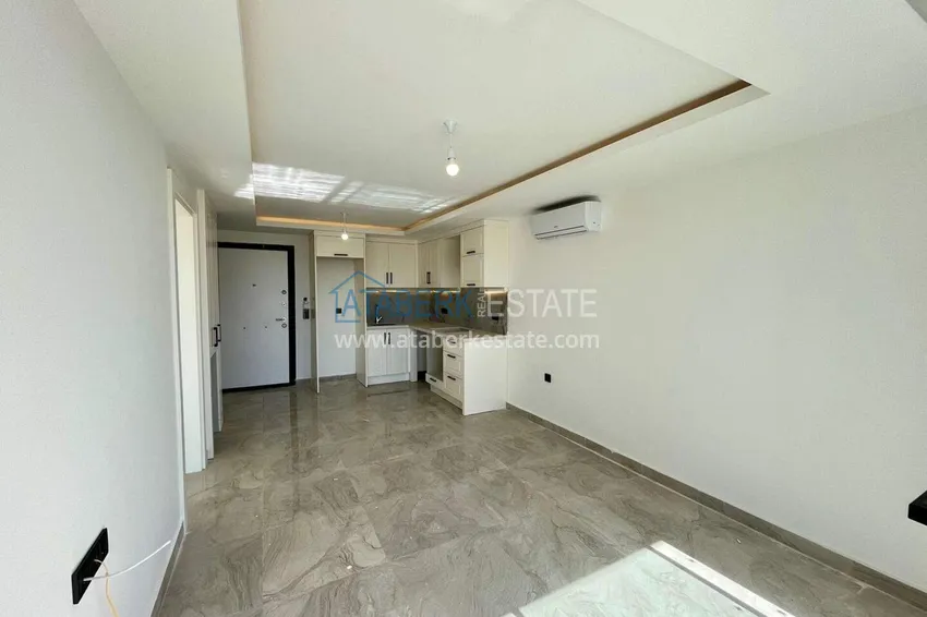 Purchase 1+1 apartment in the center of Alanya - 600 m to the sea 5 