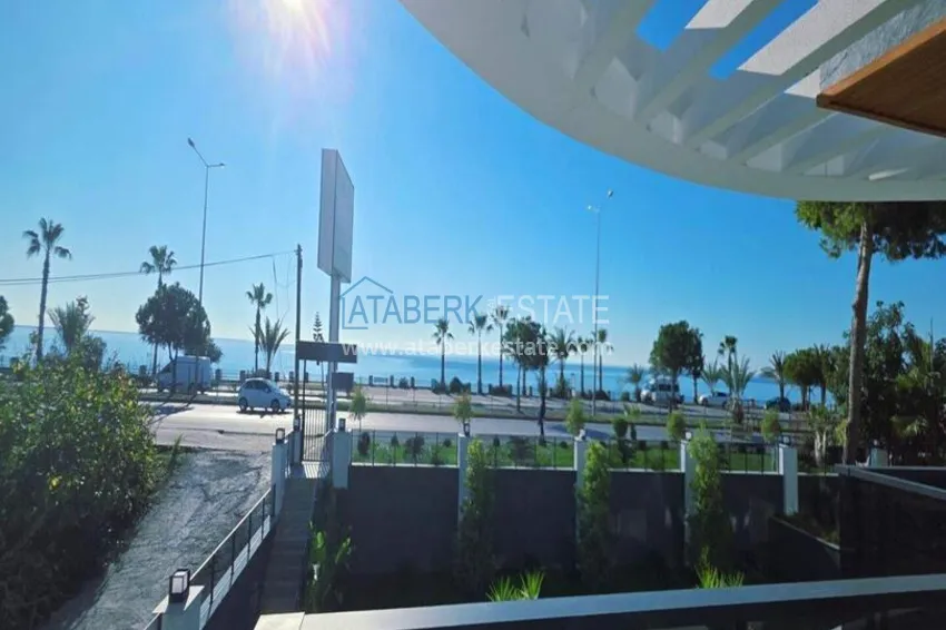 Purchase 1+1 apartment overlooking the sea and the fortress on the beachfront in Kestel 8 