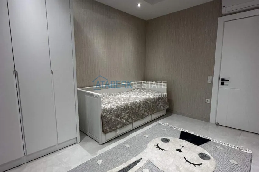 Purchase 2+1 penthouse duplex with sea view in the center of Mahmutlar - installments of up to 12 months are possible 13