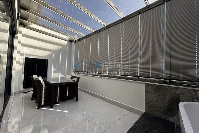 Purchase 2+1 penthouse duplex with sea view in the center of Mahmutlar - installments of up to 12 months are possible 21