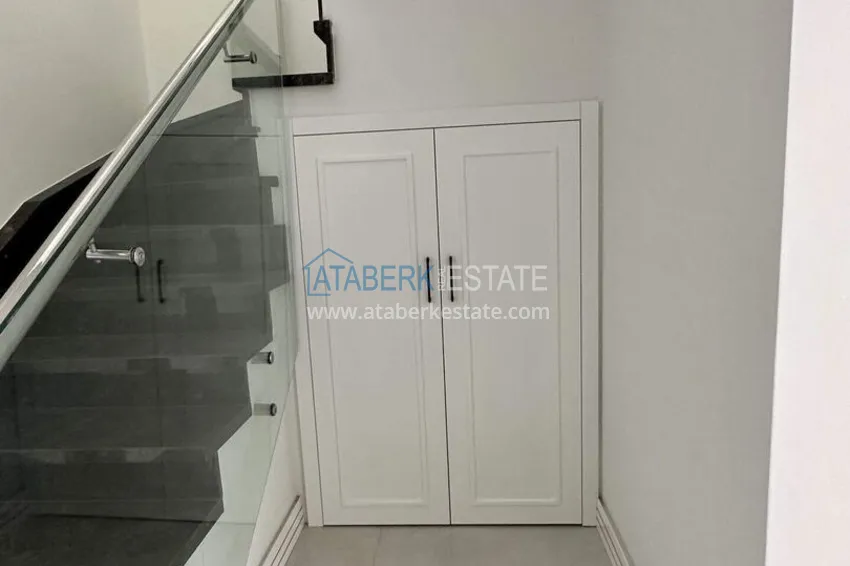 Purchase 2+1 penthouse duplex with sea view in the center of Mahmutlar - installments of up to 12 months are possible 2