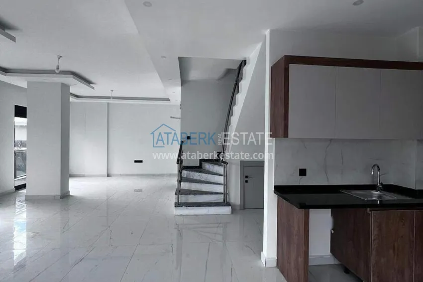 Kupuj Dwupoziomowy penthouse 3+1 w Avsallar - luksusowym kompleksie rodzinnym 2 