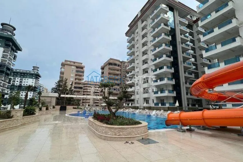 1+1 apartment 70 m² in the center of Mahmutlar — furnished, glazed balcony, installments up to 1 year 5