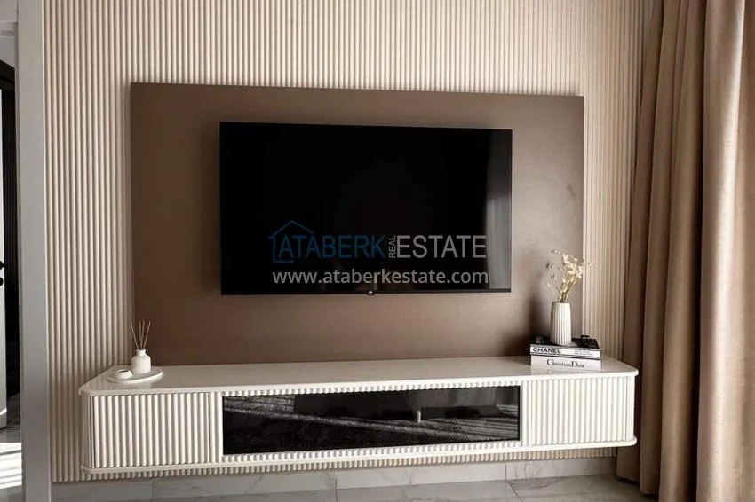 Purchase 1+1 apartment in the center of Alanya - furnished and with sea views, installments are available 5
