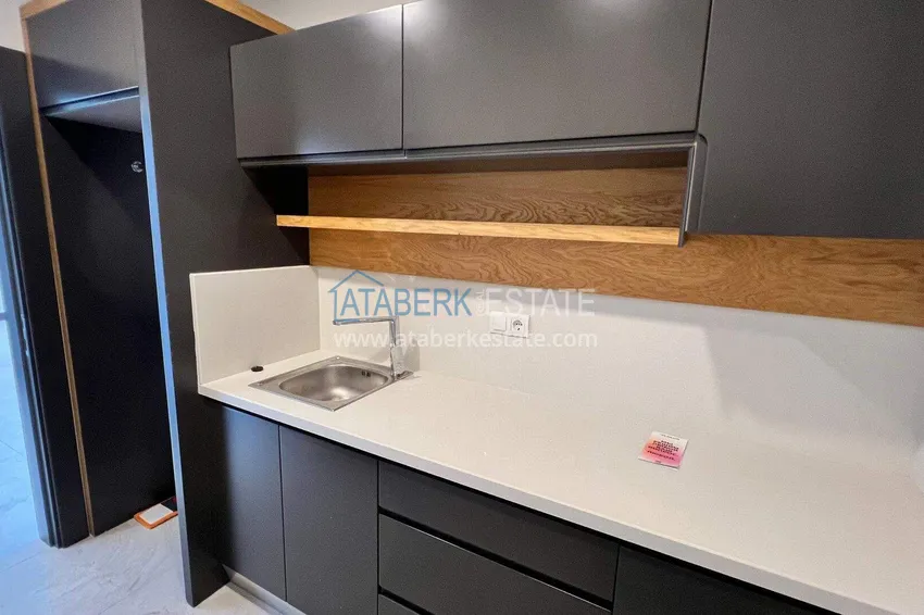 Purchase Modern 85 m² office in Oba - modern business center 13