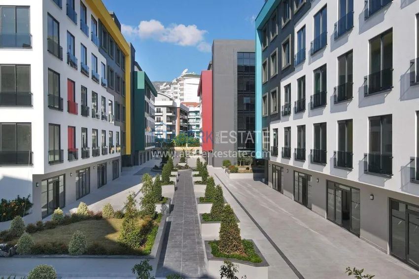 Modern 85 m² office in Oba - modern business center 19