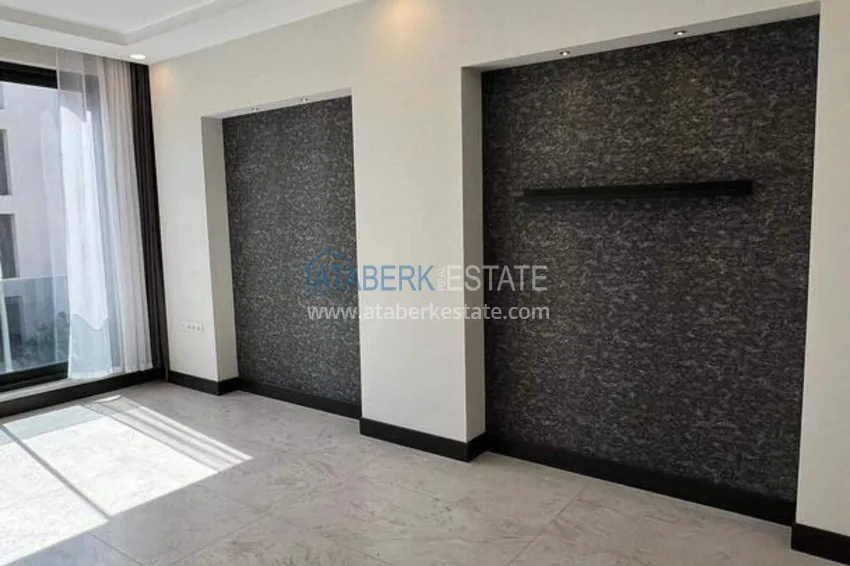 Purchase Modern 85 m² office in Oba - modern business center 6