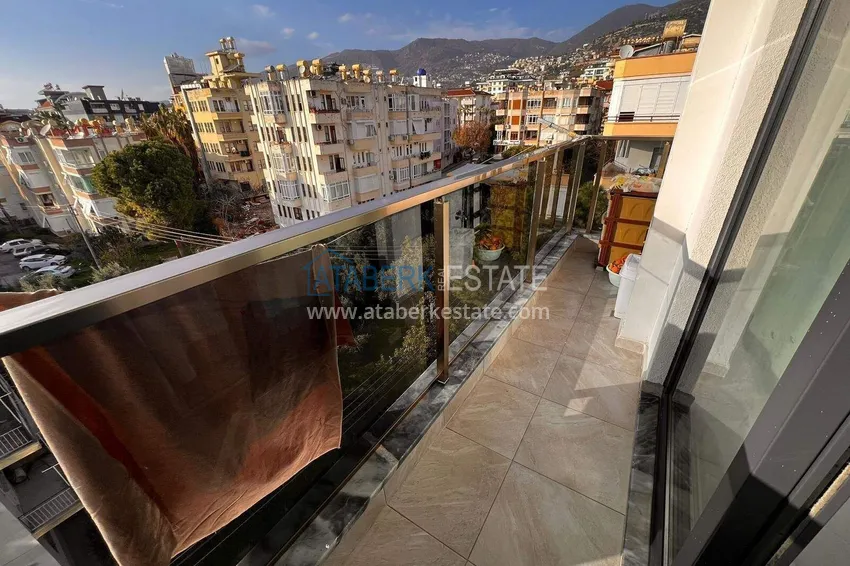 Purchase 2+1 apartment 85 m² in the center of Alanya - suitable for citizenship and residence permit 10 