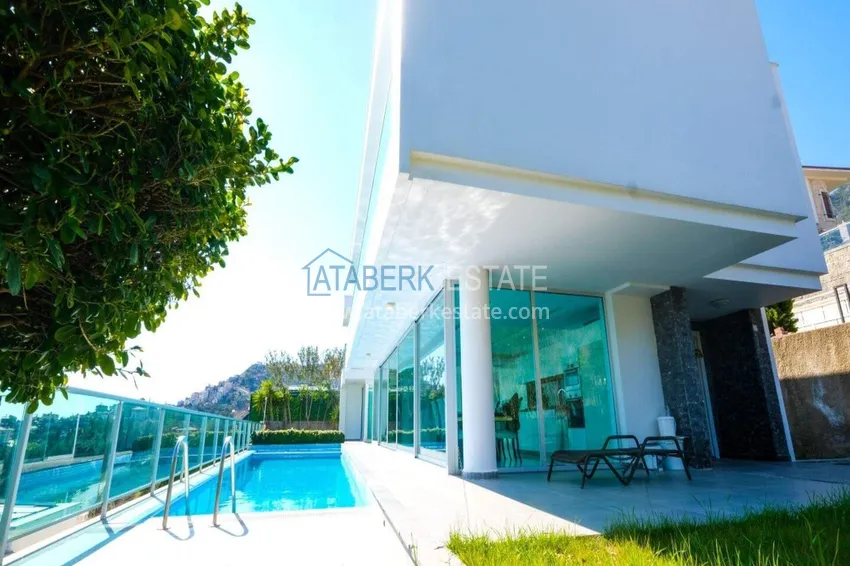 Exclusive 3+1 villa in Alanya, Sugözü district — property under a residence permit 11