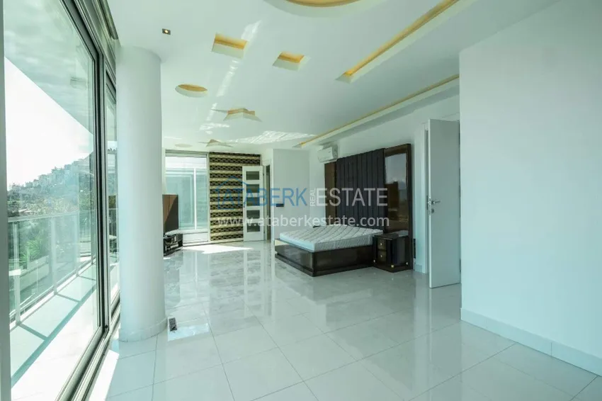 Purchase Exclusive 3+1 villa in Alanya, Sugözü district — property under a residence permit 13
