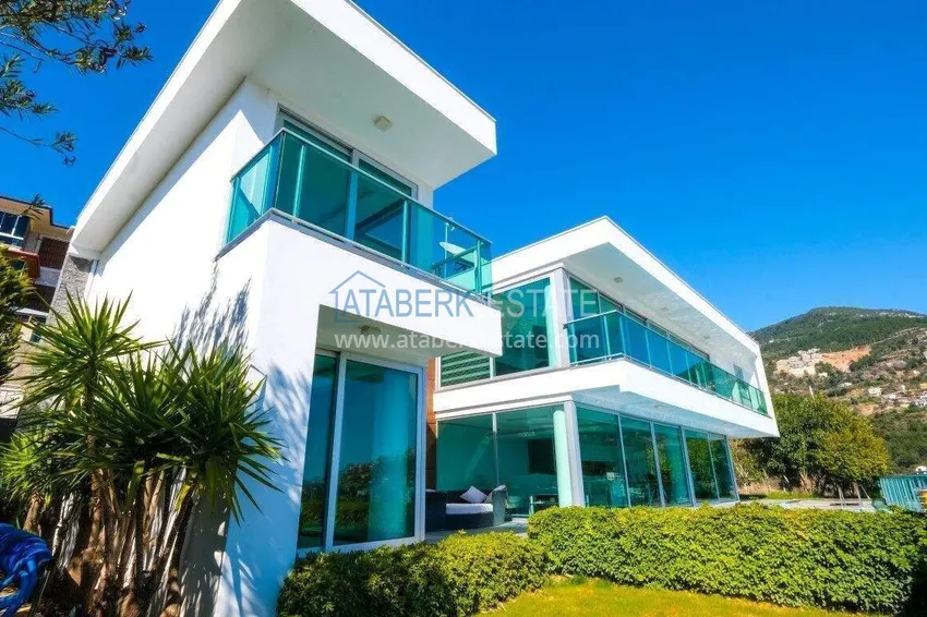 Exclusive 3+1 villa in Alanya, Sugözü district — property under a residence permit 1