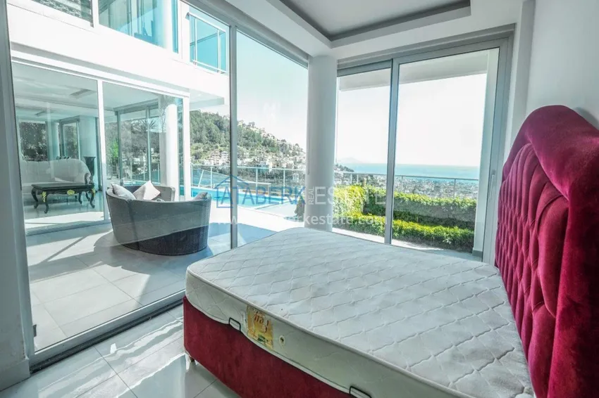 Purchase Exclusive 3+1 villa in Alanya, Sugözü district — property under a residence permit 9