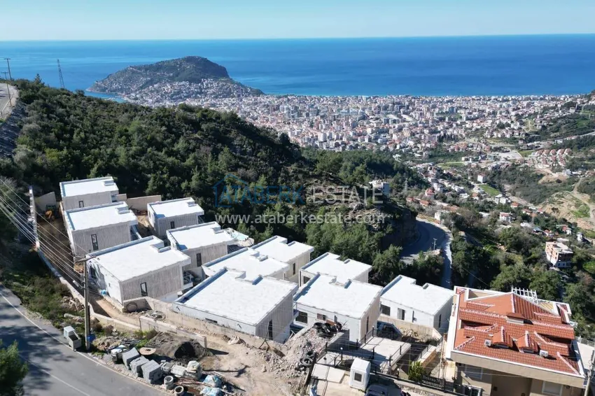 Luxury villa with panoramic views in a picturesque area of Alanya — suitable for obtaining a residence permit 1