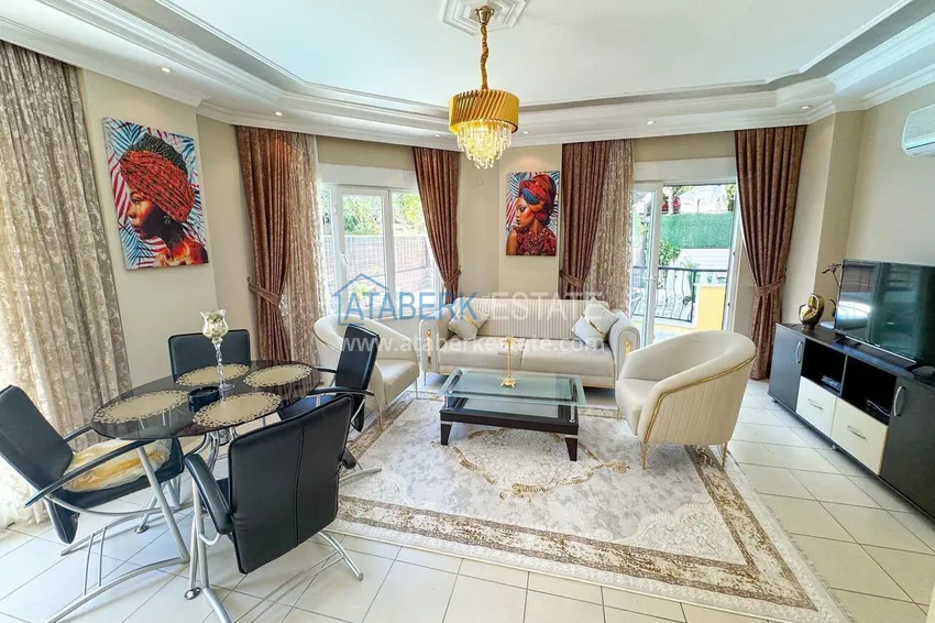 Purchase 2+1 apartment 100 m² in the center of Alanya — with new furniture, 800 m to Cleopatra beach 2