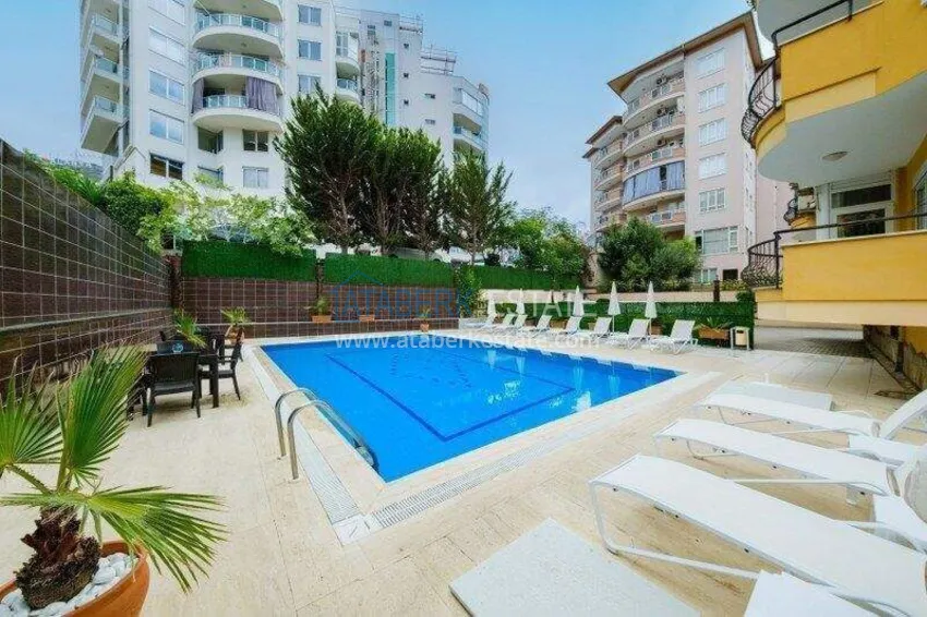 2+1 apartment 100 m² in the center of Alanya — with new furniture, 800 m to Cleopatra beach 8