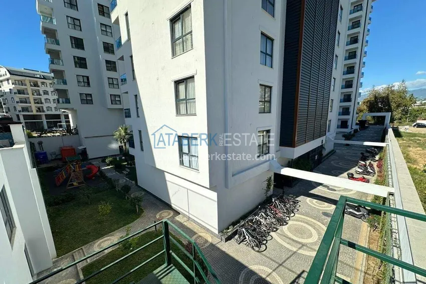 1+1 apartment for rent in Mahmutlar — furnished and with views of the A40 mountains 11