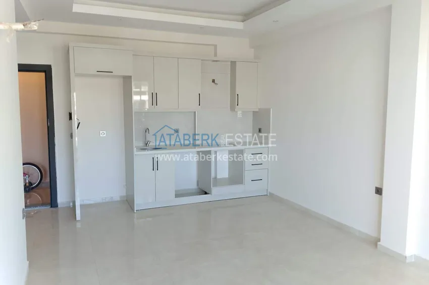 Purchase 1+1 apartment in Gazipasa with a fine finish in a modern complex 1 