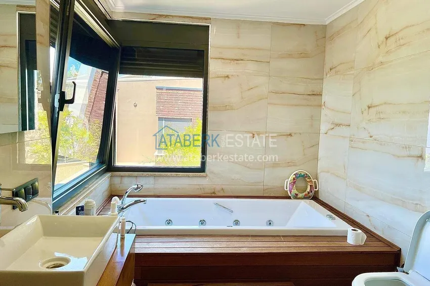 Purchase Luxury 4+1 villa in Alanya, Bektash Mountain District - furniture, swimming pool, panoramic view 17
