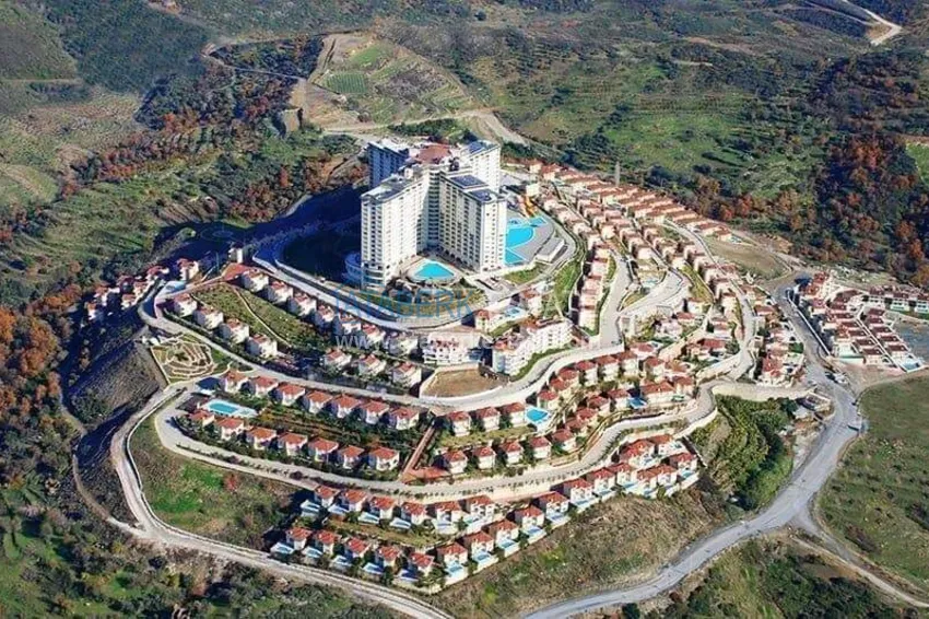 4+1 villa on the territory of a hotel complex in Mahmutlar — furniture, garden, panoramic view 2