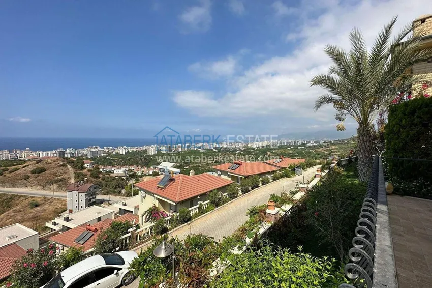 Purchase 4+1 villa on the territory of a hotel complex in Mahmutlar — furniture, garden, panoramic view 11