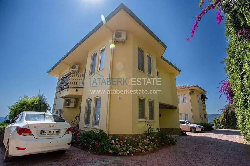 4+1 villa on the territory of a hotel complex in Mahmutlar — furniture, garden, panoramic view 18