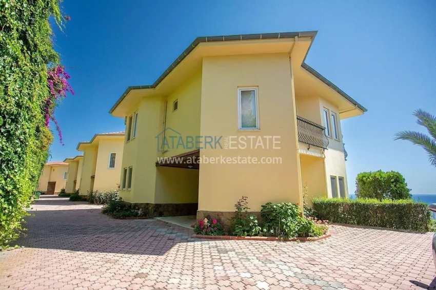 4+1 villa on the territory of a hotel complex in Mahmutlar — furniture, garden, panoramic view 19