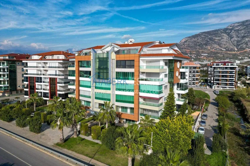 2+1 garden duplex in Kestel on the beachfront - with new furniture and sea views 8