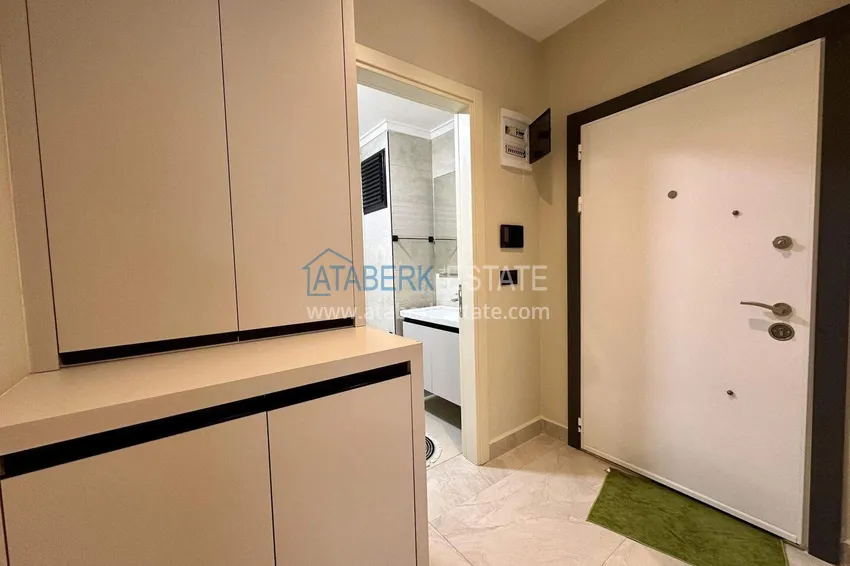 Purchase 1+1 apartment with new furniture in Mahmutlar - 400 meters from the sea, Ataturk Street 1