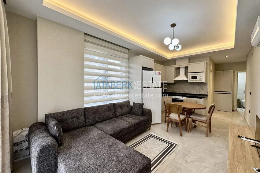 Purchase 1+1 apartment with new furniture in Mahmutlar - 400 meters from the sea, Ataturk Street 2