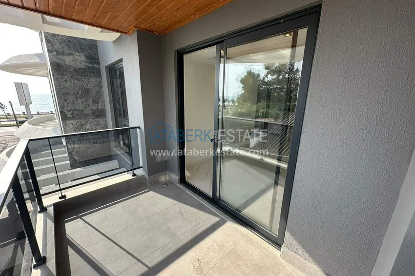 Purchase Apartment 1+1 with sea view on the first line in Kestel - 47 m², unfurnished, premium complex 18