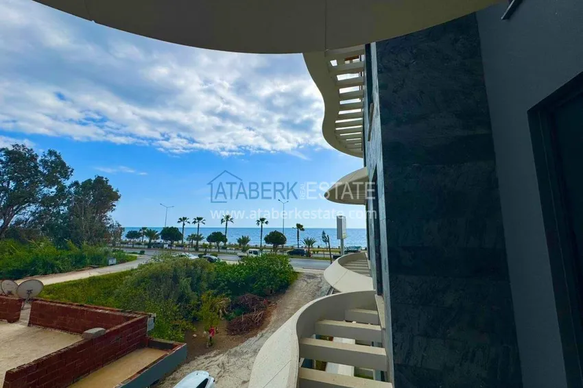 Purchase Apartment 1+1 with sea view on the first line in Kestel - 47 m², unfurnished, premium complex 22