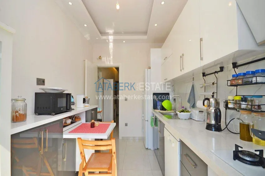 Kupuj Penthouse duplex 3+1 w Oba, Alanya — meble, oddzielna kuchnia, przeszklony balkon 4 