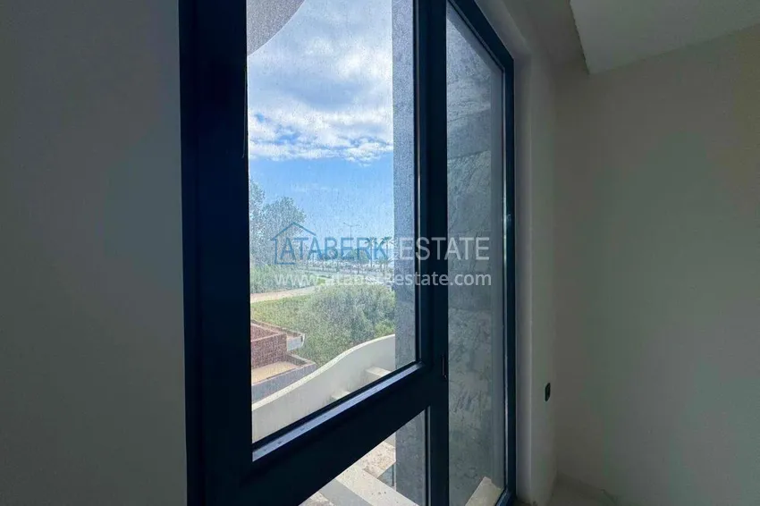 Purchase Apartment 1+1 with sea view on the first line in Kestel - 47 m², unfurnished, premium complex 10
