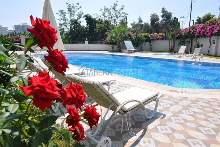 1+1 apartment in Mahmutlar — new furniture, 70 m², glazed balcony, sea and mountain views 12
