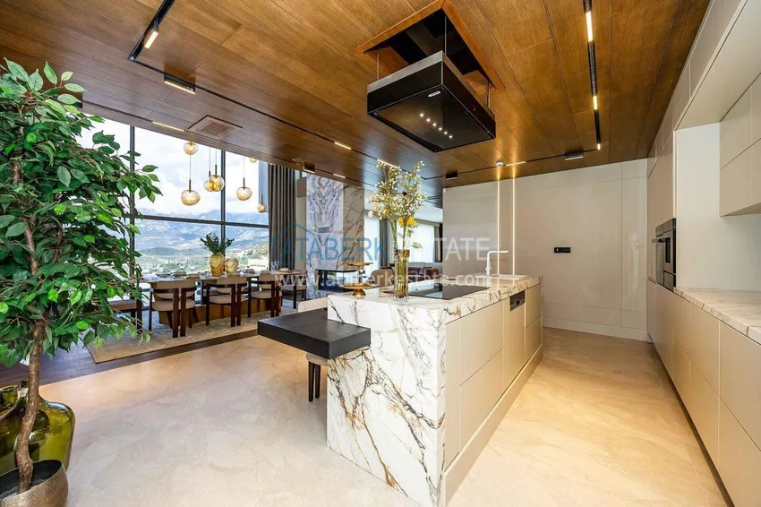 Purchase Premium 4+1 villa with panoramic views in Kargicak - fully furnished, suitable for citizenship 16