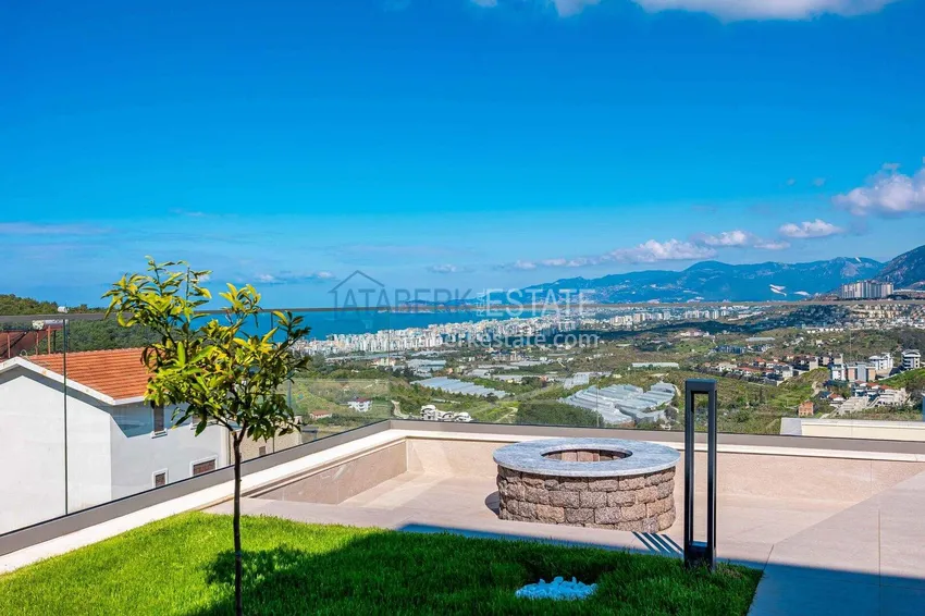 Premium 4+1 villa with panoramic views in Kargicak - fully furnished, suitable for citizenship 22