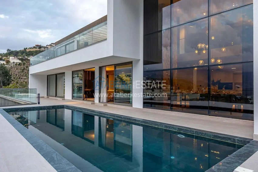 Premium 4+1 villa with panoramic views in Kargicak - fully furnished, suitable for citizenship 16