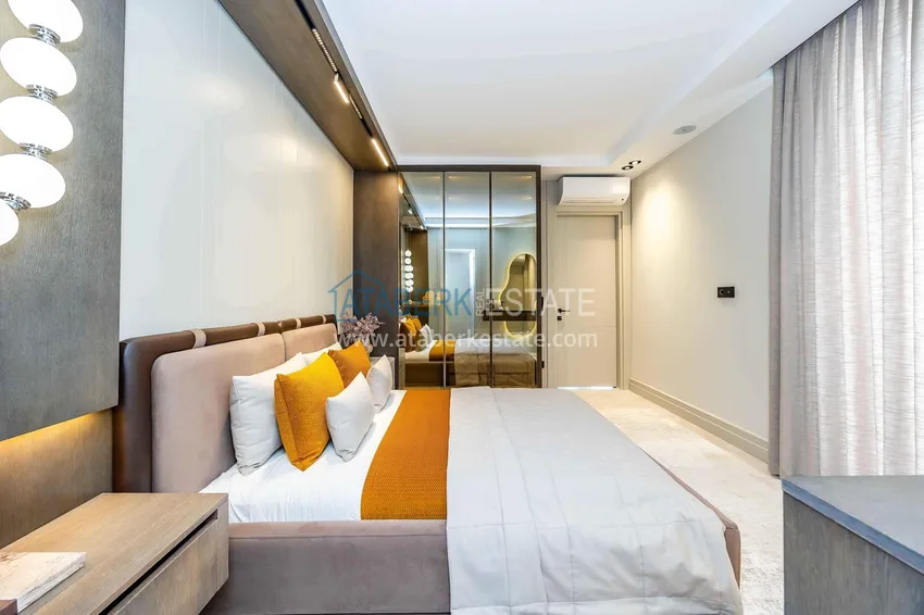 Purchase Premium 4+1 villa with panoramic views in Kargicak - fully furnished, suitable for citizenship 36
