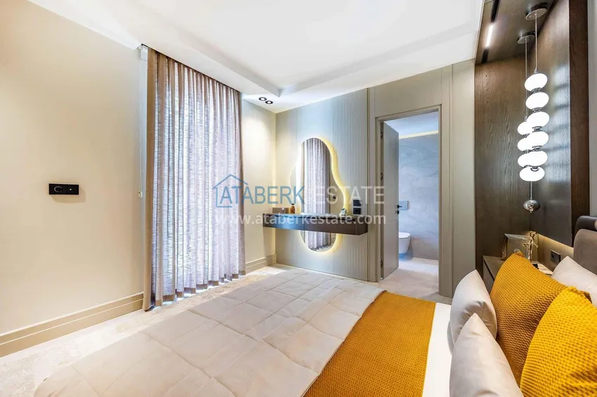 Purchase Premium 4+1 villa with panoramic views in Kargicak - fully furnished, suitable for citizenship 37