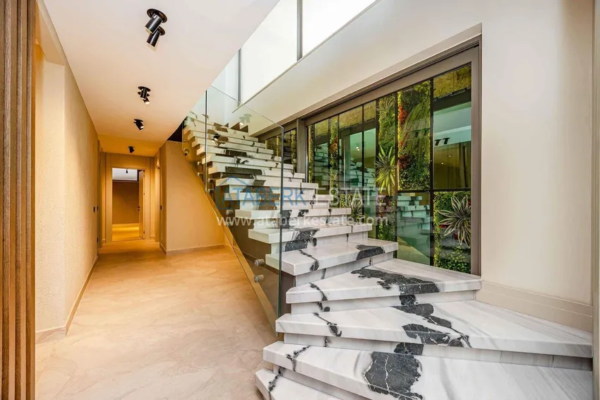Purchase Premium 4+1 villa with panoramic views in Kargicak - fully furnished, suitable for citizenship 46