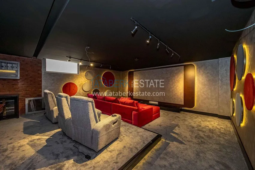 Purchase Premium 4+1 villa with panoramic views in Kargicak - fully furnished, suitable for citizenship 53