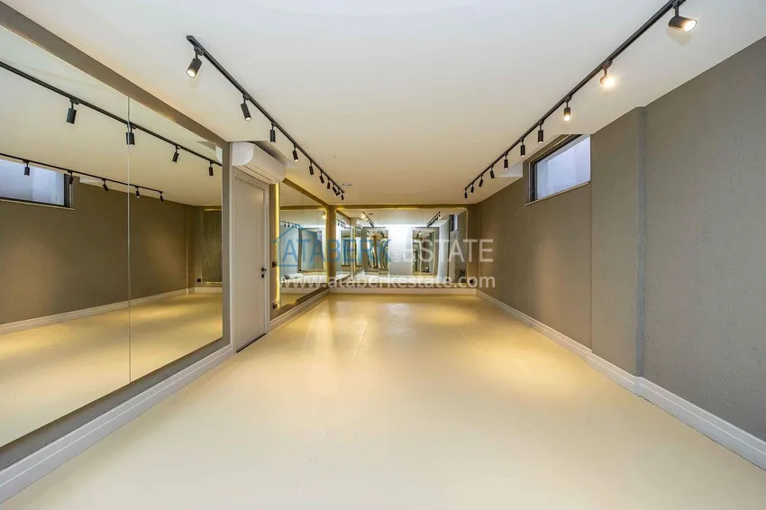 Purchase Premium 4+1 villa with panoramic views in Kargicak - fully furnished, suitable for citizenship 55