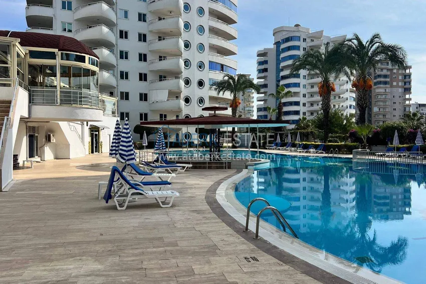 2+1 apartment in Mahmutlar - 130 m², furnished, spacious balcony 4