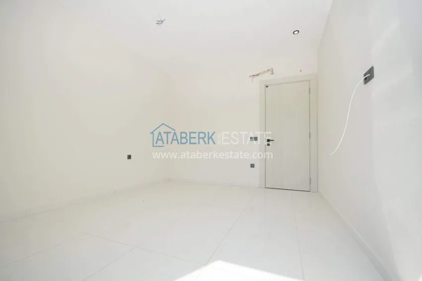 Purchase 3+1 penthouse duplex in Kargicak - spacious family format 10