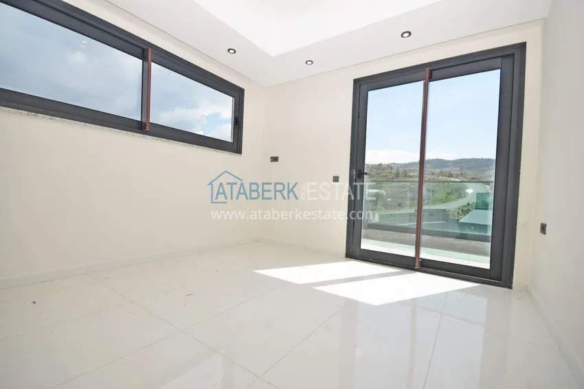 Purchase 3+1 penthouse duplex in Kargicak - spacious family format 11