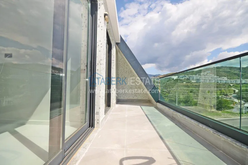 Purchase 3+1 penthouse duplex in Kargicak - spacious family format 19
